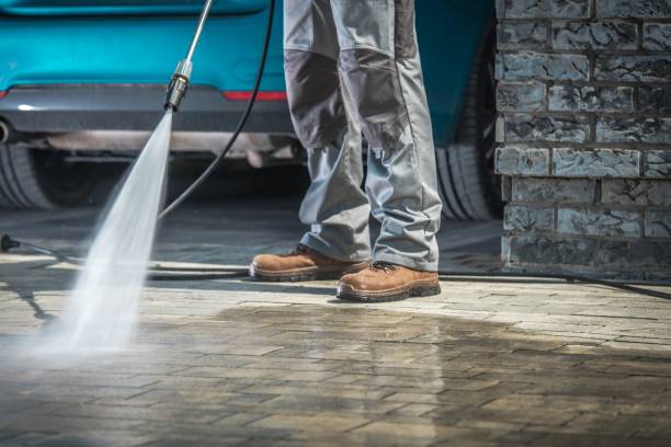 Best Driveway Pressure Washing  in Marthasville, MO